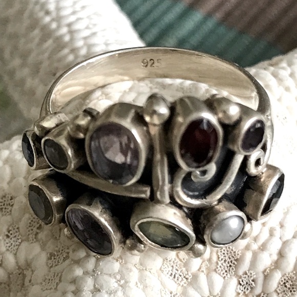 Vintage Sterling Silver Multi Stone Ring - Picture 4 of 7